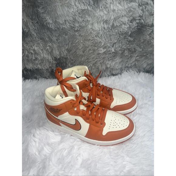 Nike Airjordan1 Mid Coconut Milk Sport Spice Blk